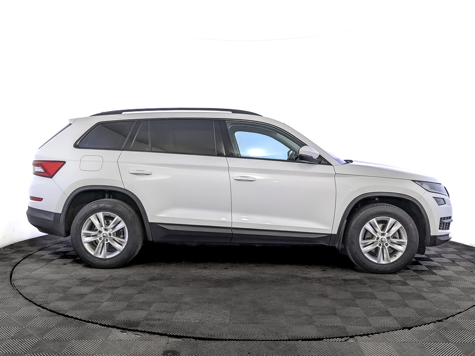 Skoda Kodiaq 2021 134 985км фото №4