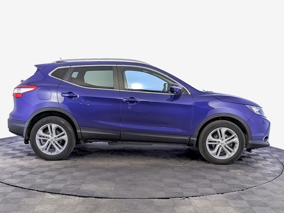 car-card-slide Nissan Qashqai 2014 109 478км фото №4
