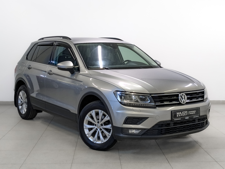 car-card-slide Volkswagen Tiguan 2020 64 750км фото №3