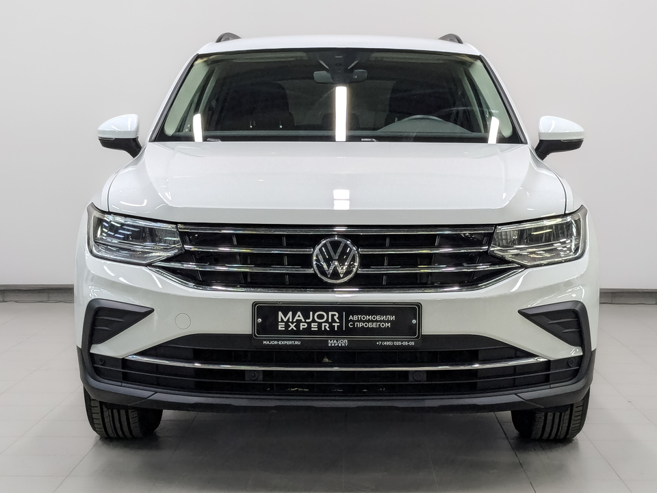 car-card-slide Volkswagen Tiguan 2022 30 461км фото №2