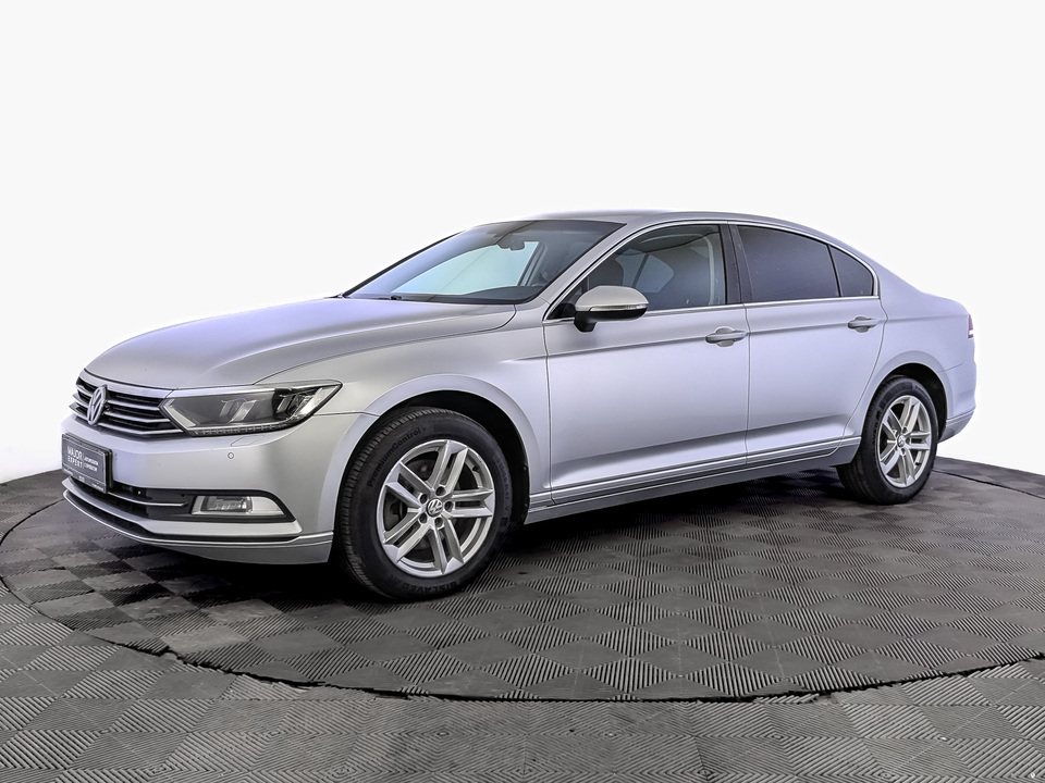 car-card-slide Volkswagen Passat 2019 142 275км фото №1