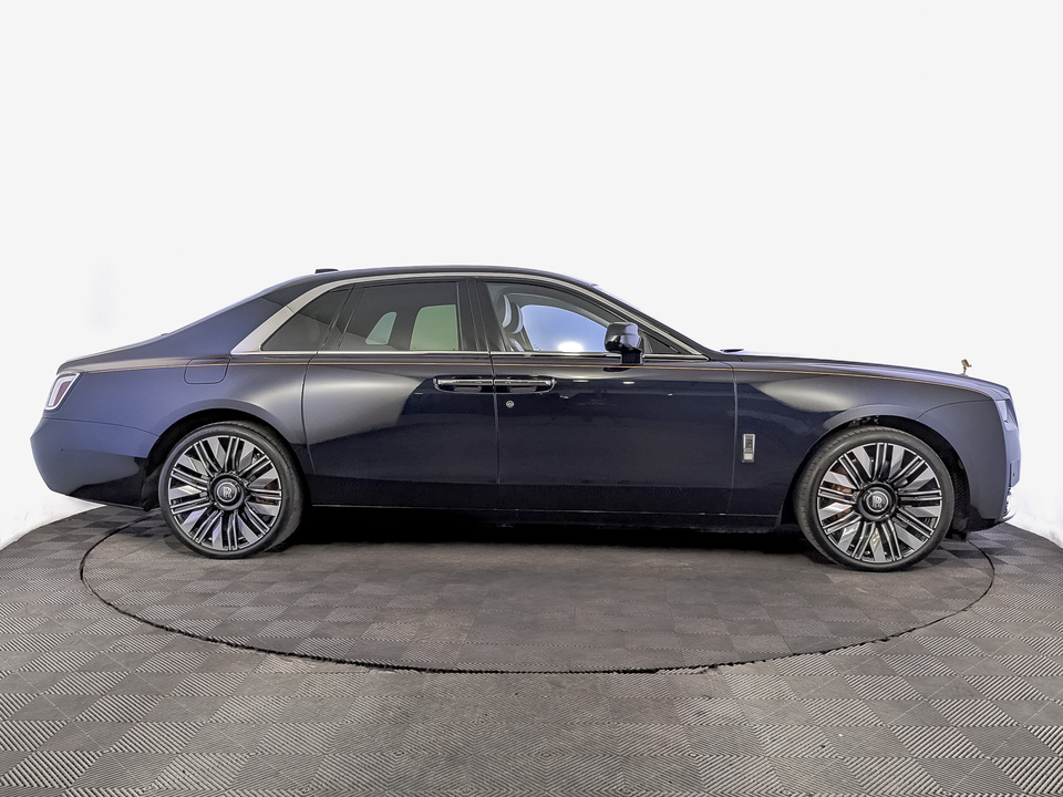 car-card-slide Rolls-Royce Ghost 2024 2 882км фото №4