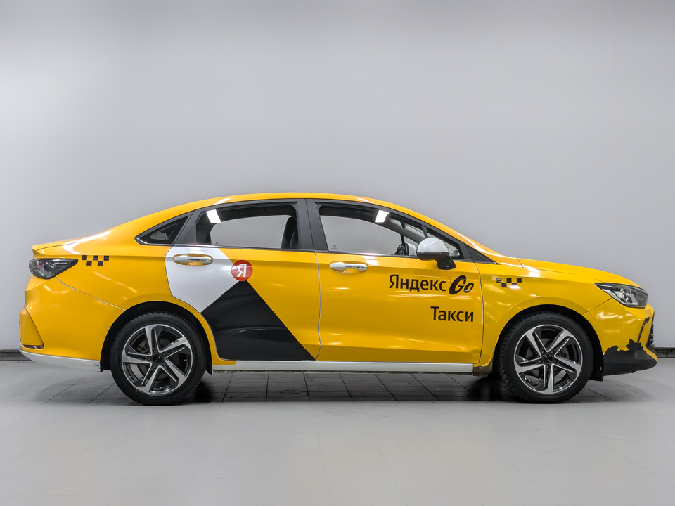 car-card-slide Baic U5 Plus 2024 160 826км фото №4
