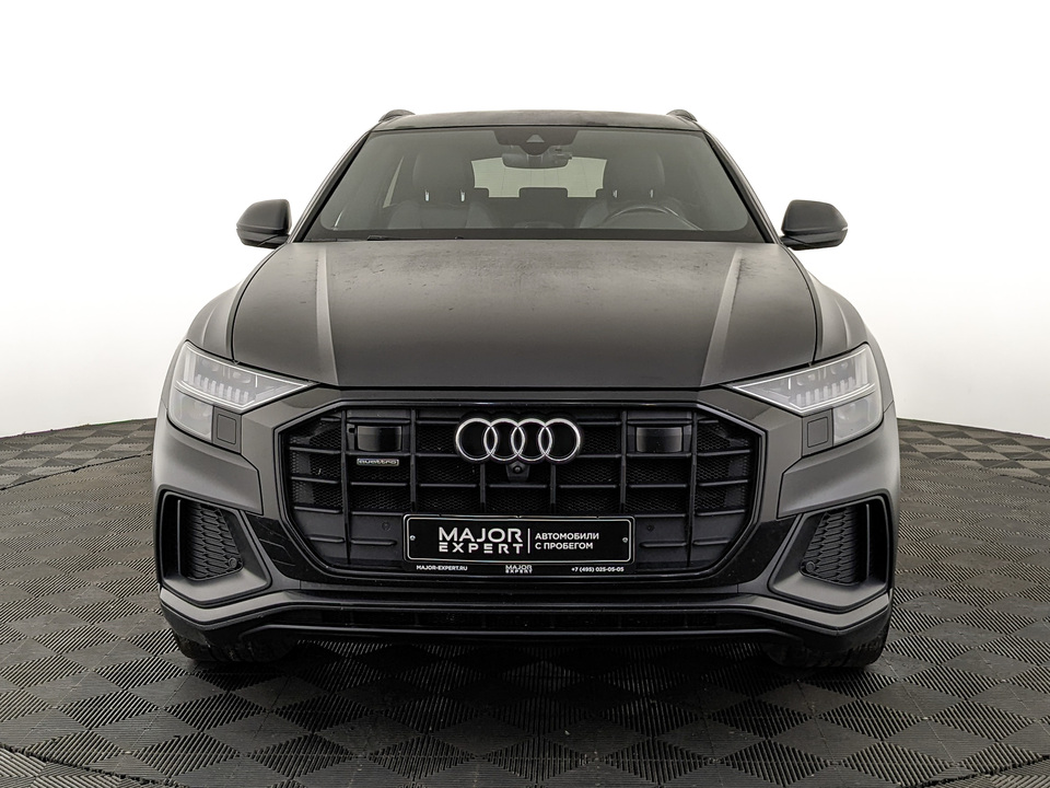 car-card-slide Audi Q8 2019 109 404км фото №2