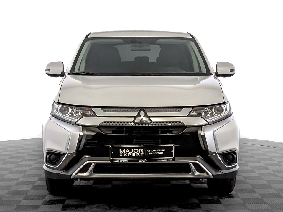 car-card-slide Mitsubishi Outlander 2020 54 276км фото №2