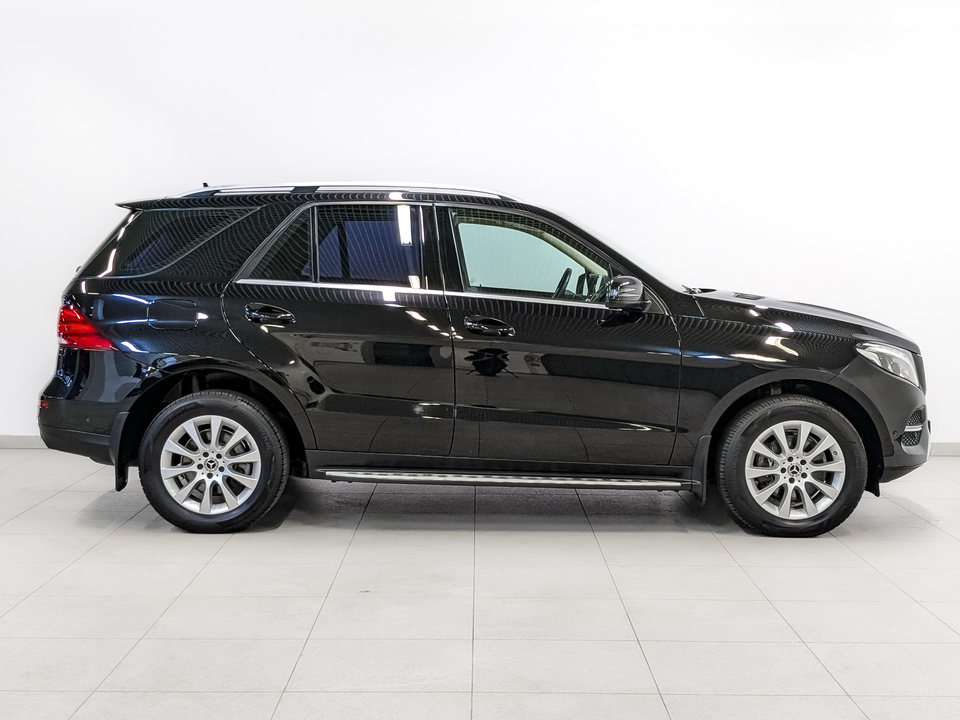 Mercedes-Benz GLE 2018 216 778км фото №4