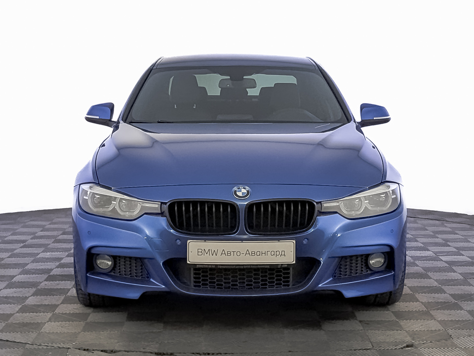 car-card-slide BMW 3 серии 2018 89 687км фото №2