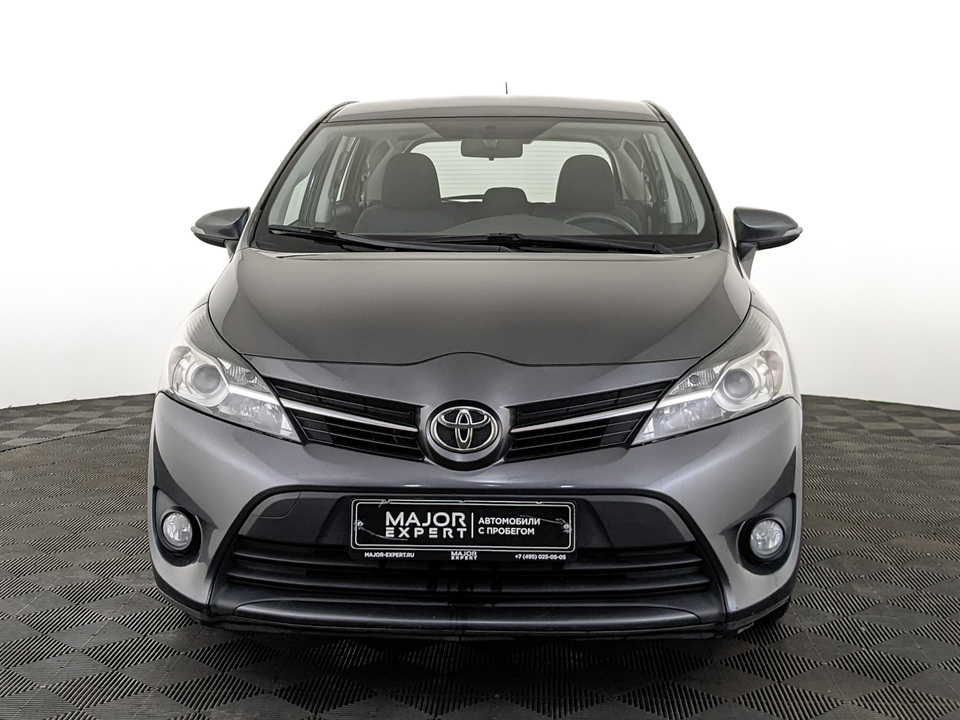 car-card-slide Toyota Verso 2015 78 497км фото №2