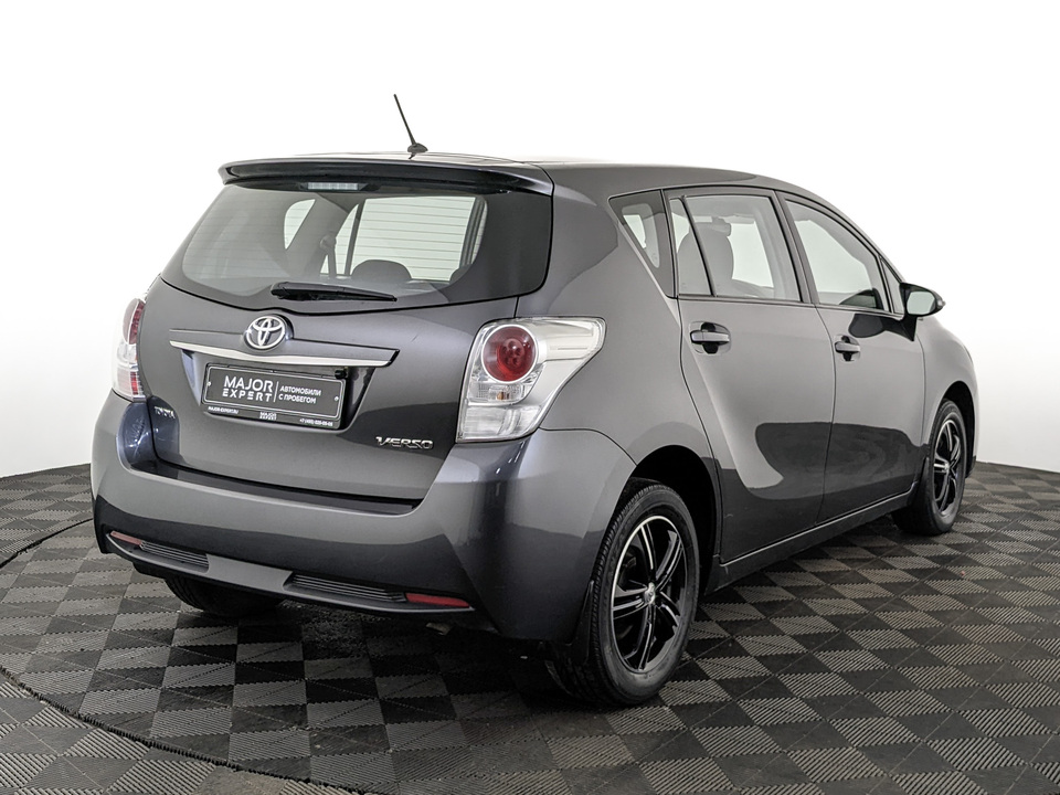 car-card-slide Toyota Verso 2015 78 497км фото №5