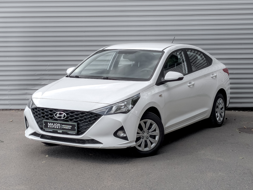 car-card-slide Hyundai Solaris 2022 106 067км фото №1