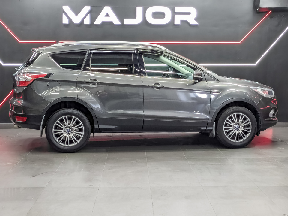 car-card-slide Ford Kuga 2017 69 916км фото №4