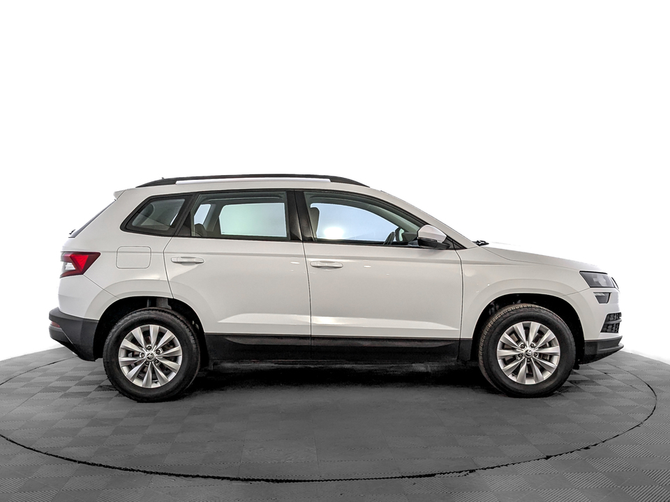 car-card-slide Skoda Karoq 2022 86 264км фото №4