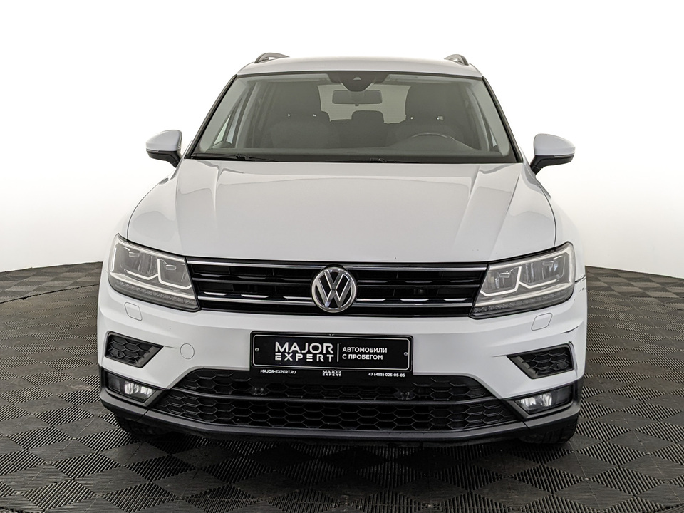 car-card-slide Volkswagen Tiguan 2019 139 600км фото №2