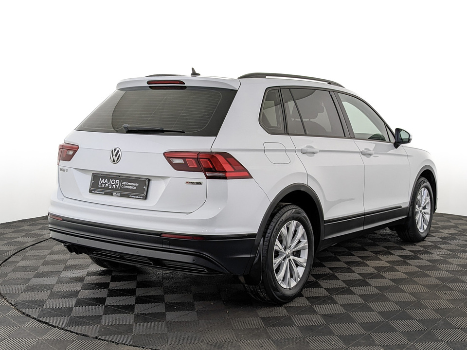 car-card-slide Volkswagen Tiguan 2019 139 600км фото №5