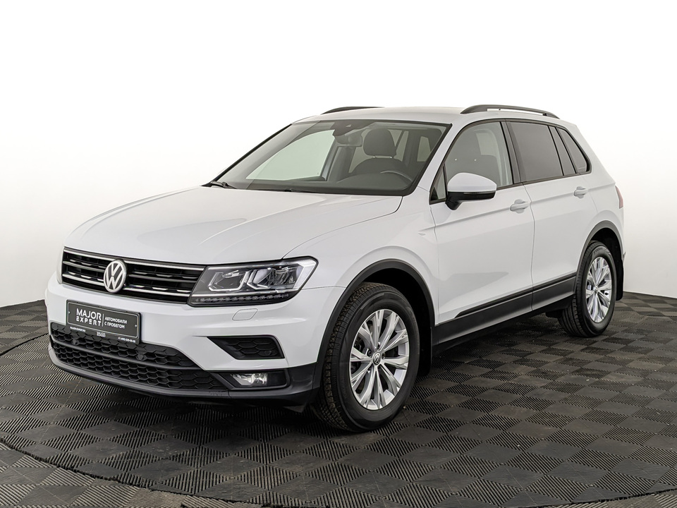 car-card-slide Volkswagen Tiguan 2019 139 600км фото №1