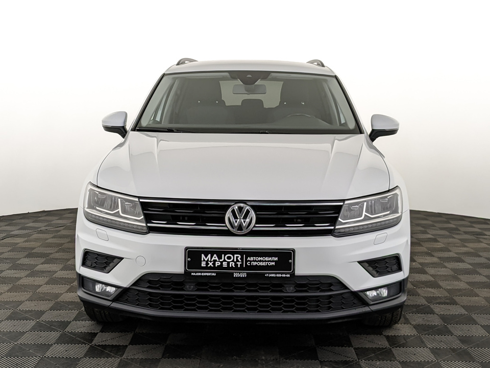 car-card-slide Volkswagen Tiguan 2019 139 600км фото №2