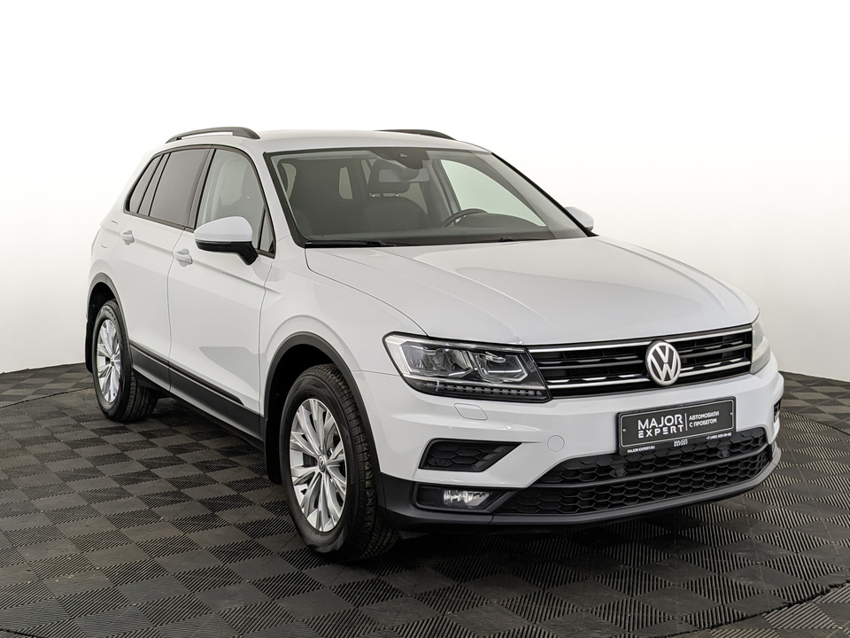 car-card-slide Volkswagen Tiguan 2019 139 600км фото №3