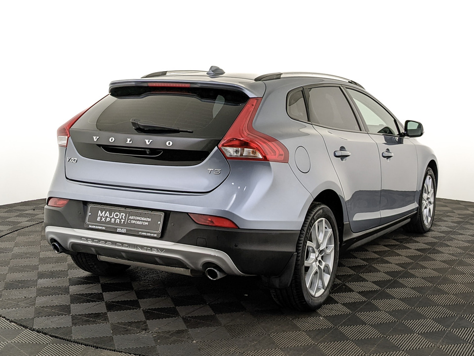 car-card-slide Volvo V40 Cross Country 2019 28 752км фото №5