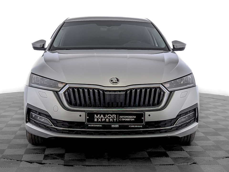 car-card-slide Skoda Octavia 2021 145 049км фото №2