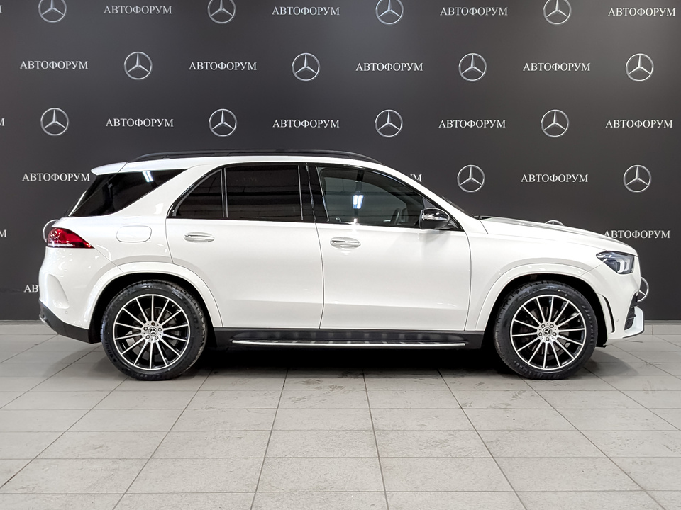 car-card-slide Mercedes-Benz GLE 2021 109 841км фото №4