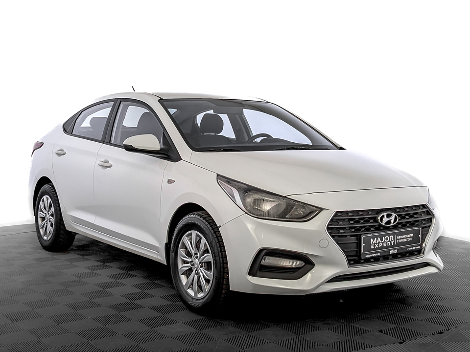 car-card-slide Hyundai Solaris 2019 158 028км фото №3