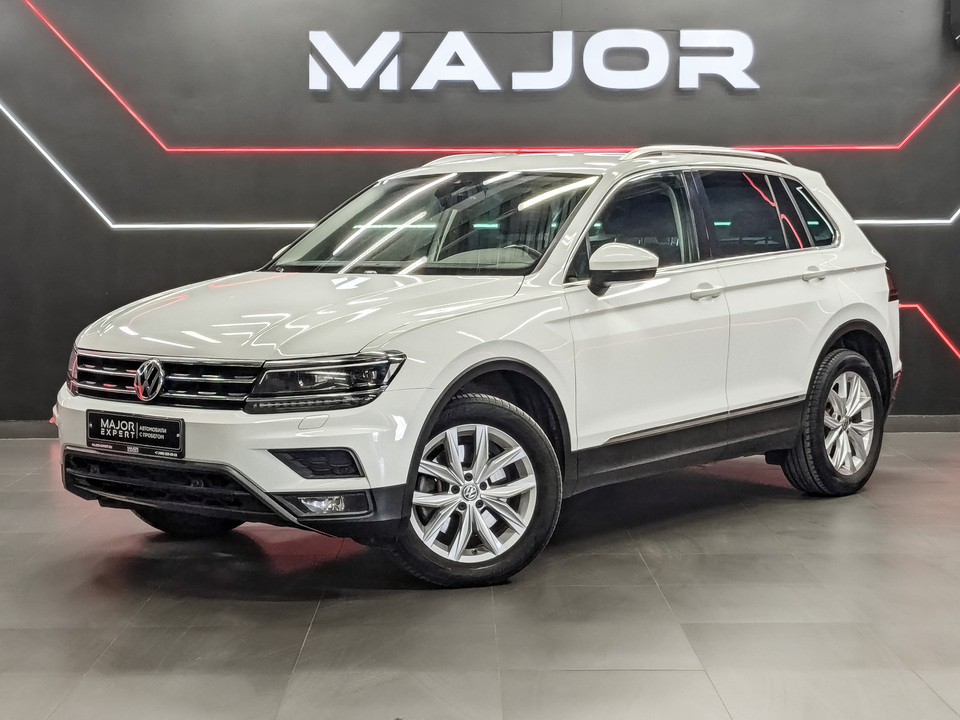 car-card-slide Volkswagen Tiguan 2019 149 090км фото №1