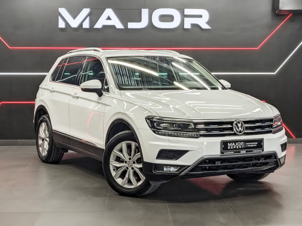 car-card-slide Volkswagen Tiguan 2019 149 090км фото №3