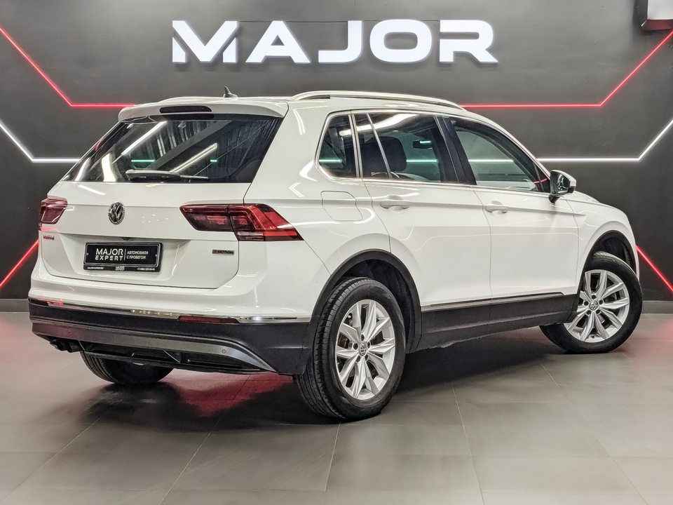 car-card-slide Volkswagen Tiguan 2019 149 090км фото №5