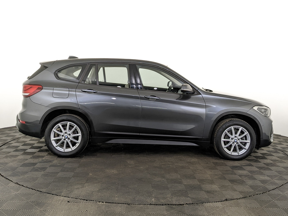 car-card-slide BMW X1 2021 46 731км фото №4
