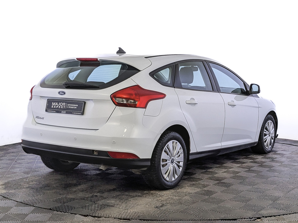 car-card-slide Ford Focus 2018 57 275км фото №5