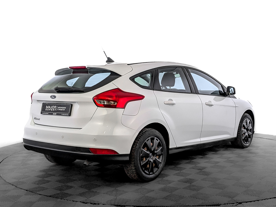 car-card-slide Ford Focus 2018 87 556км фото №5