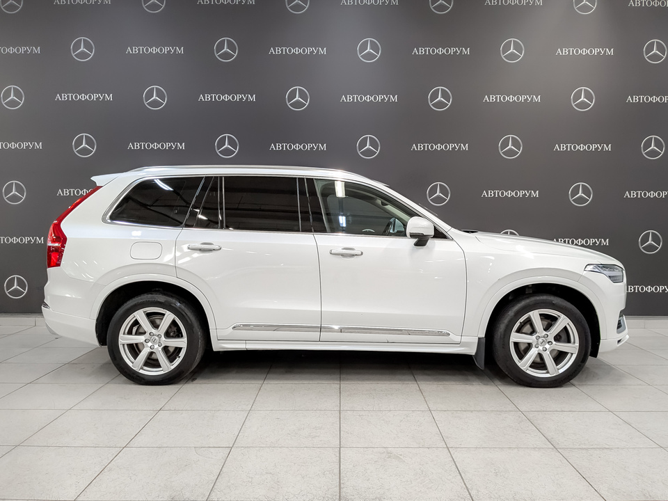 car-card-slide Volvo XC90 2019 163 000км фото №4