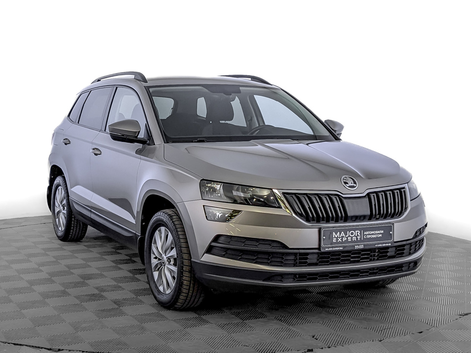 car-card-slide Skoda Karoq 2021 59 380км фото №3