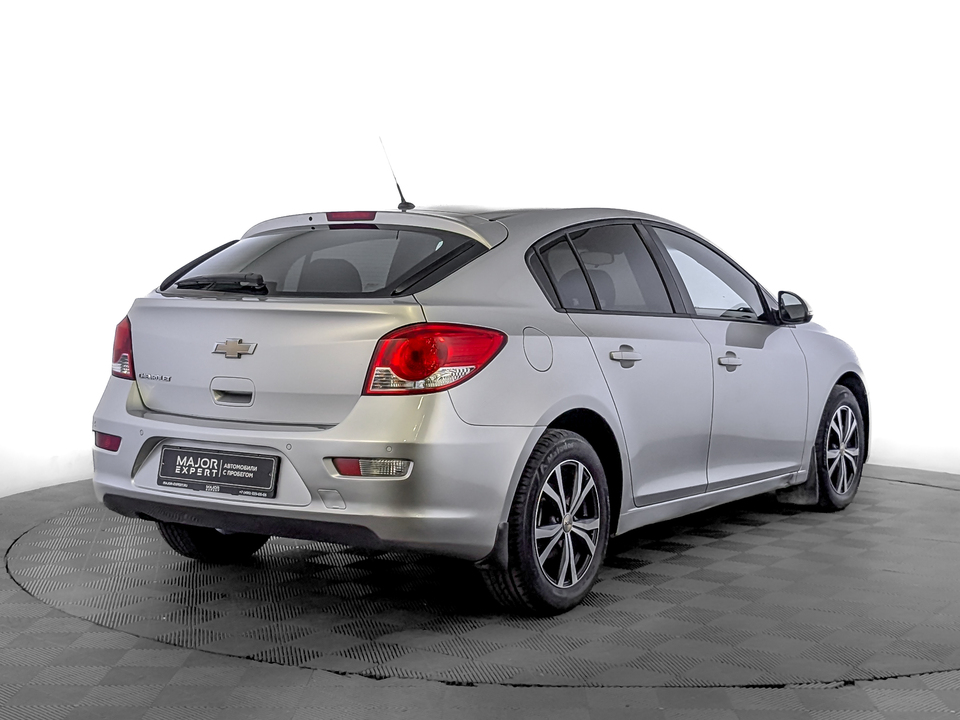 car-card-slide Chevrolet Cruze 2015 156 678км фото №5