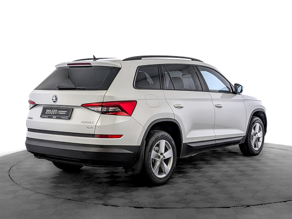 car-card-slide Skoda Kodiaq 2018 187 320км фото №5
