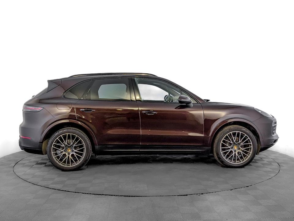 car-card-slide Porsche Cayenne 2020 33 769км фото №4