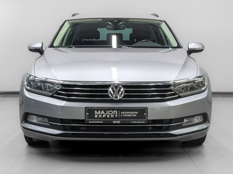 car-card-slide Volkswagen Passat 2019 78 797км фото №2