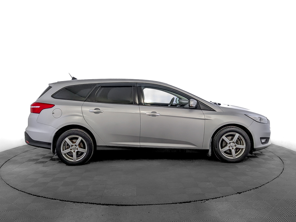 Ford Focus 2018 165 743км фото №4
