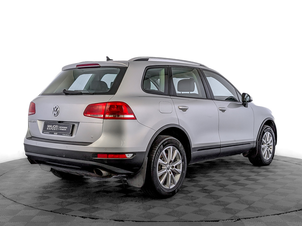 car-card-slide Volkswagen Touareg 2013 177 393км фото №5