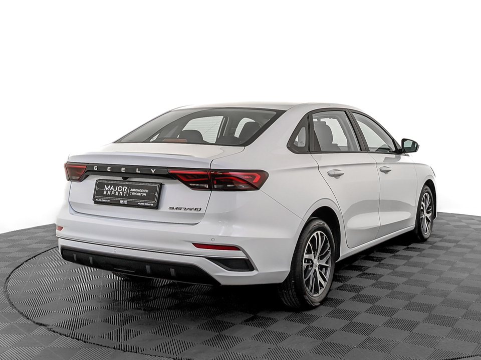 car-card-slide Geely Emgrand 7 II 2024 4 947км фото №5
