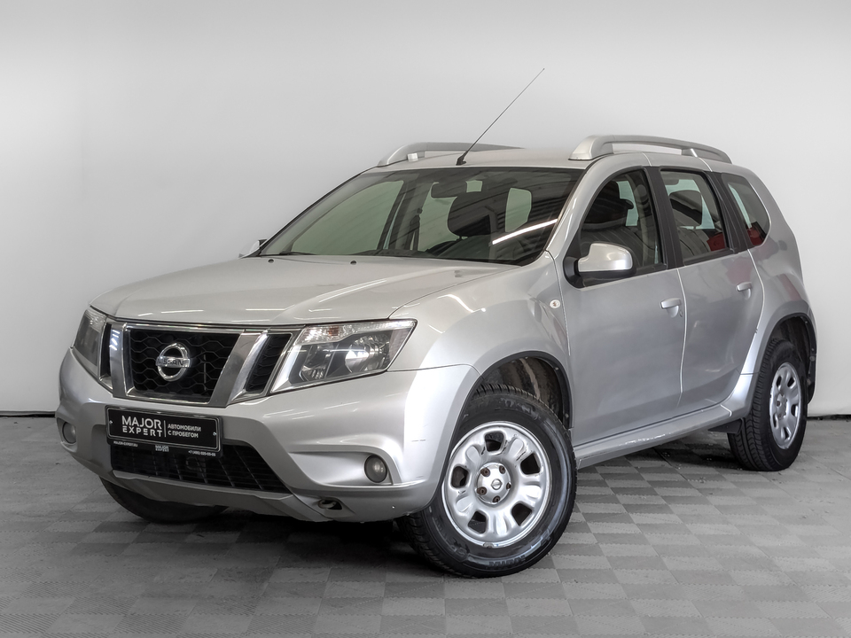 Nissan Terrano 2018 142 282км фото №1