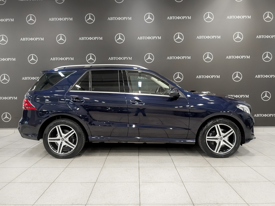 car-card-slide Mercedes-Benz GLE 2017 135 721км фото №4