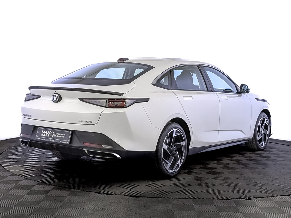 car-card-slide Changan Lamore 2024 178км фото №5