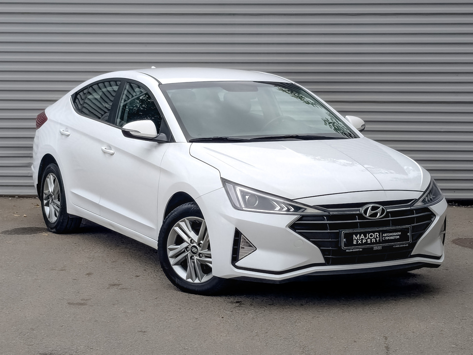 car-card-slide Hyundai Elantra 2020 144 254км фото №3