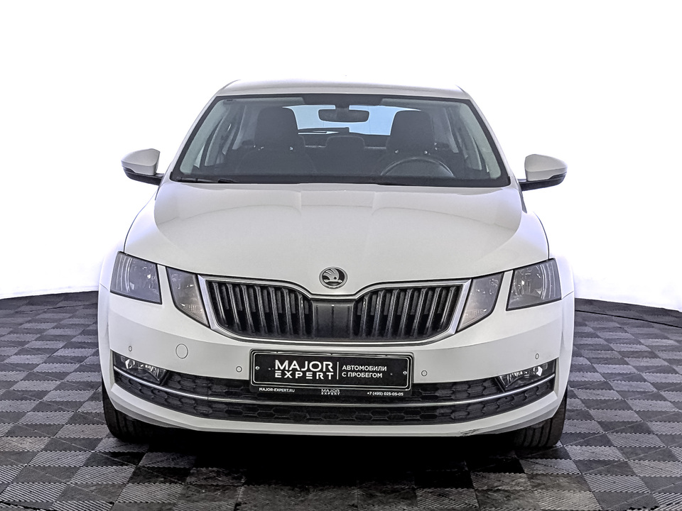car-card-slide Skoda Octavia 2020 47 952км фото №2