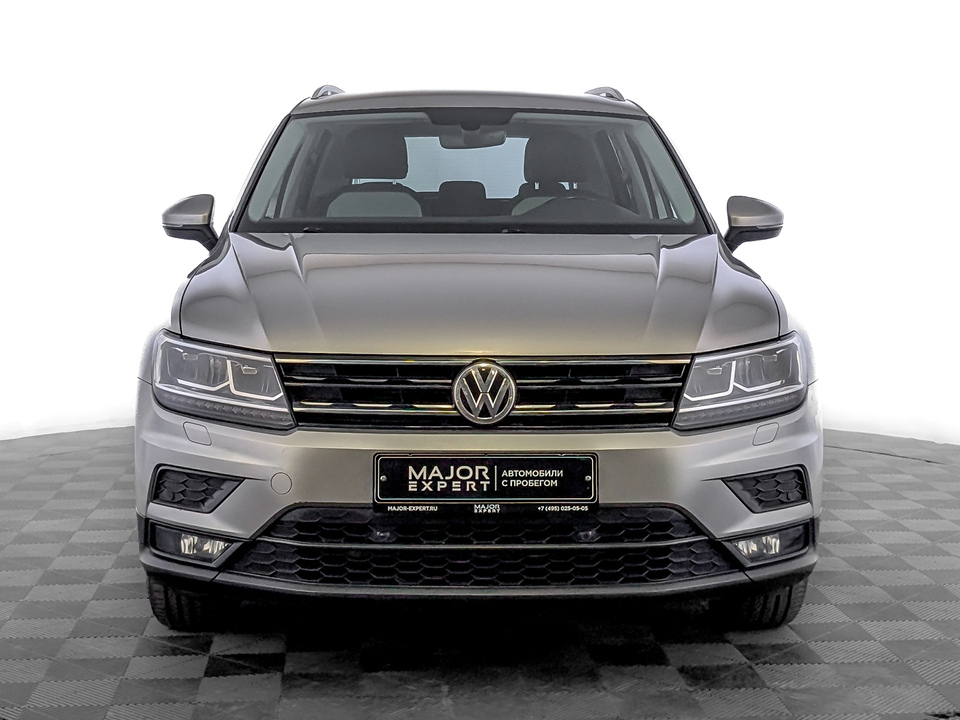 car-card-slide Volkswagen Tiguan 2018 183 054км фото №2