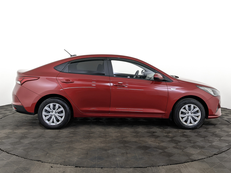Hyundai Solaris 2021 64 845км фото №4