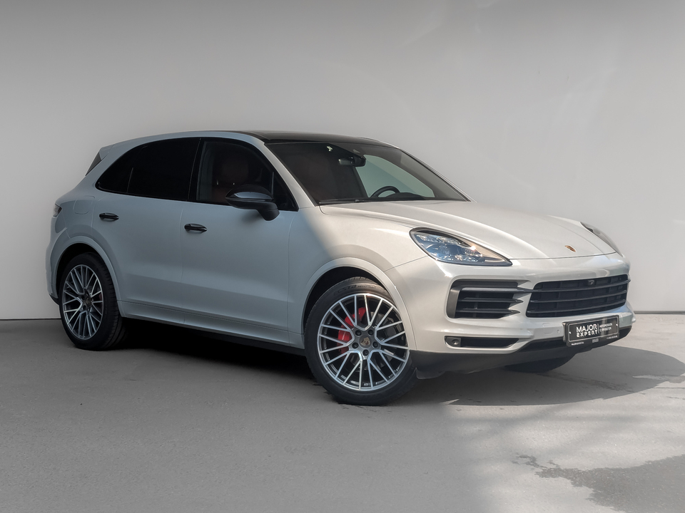 car-card-slide Porsche Cayenne 2020 85 774км фото №3