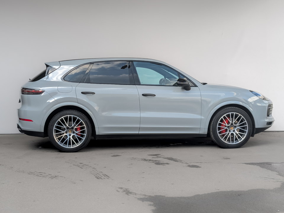 car-card-slide Porsche Cayenne 2020 85 774км фото №4