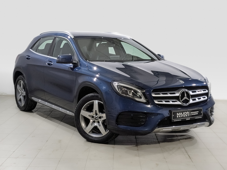 car-card-slide Mercedes-Benz GLA 2019 49 821км фото №3